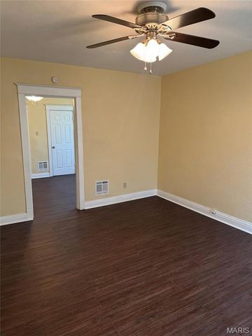 919 S Boyle Avenue, St Louis, MO 63110