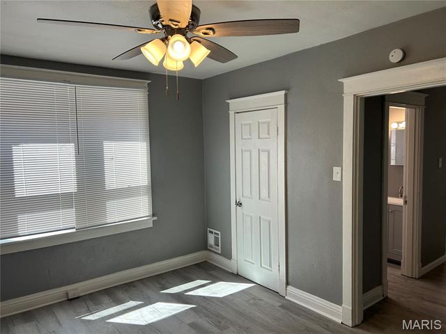 919 S Boyle Avenue, St Louis, MO 63110