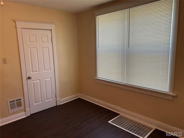 919 S Boyle Avenue, St Louis, MO 63110