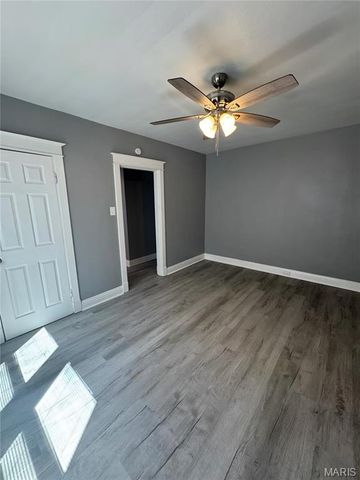 919 S Boyle Avenue, St Louis, MO 63110