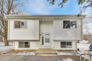 37055 N Capillo Avenue, Lake Villa, IL 60046