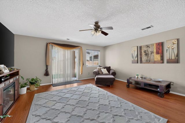 836 Serrano Pointe NW, Albuquerque, NM 87120