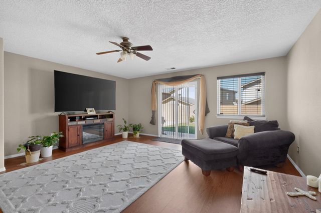 836 Serrano Pointe NW, Albuquerque, NM 87120