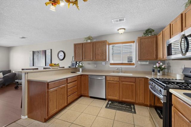836 Serrano Pointe NW, Albuquerque, NM 87120