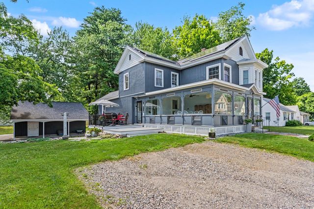 47 Oak Street, Milford, NH 03055