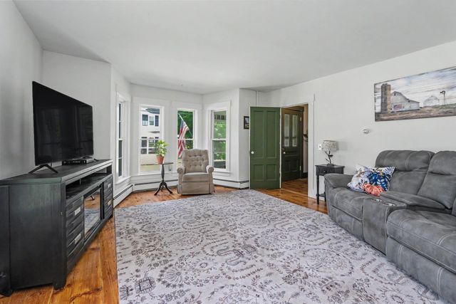 47 Oak Street, Milford, NH 03055
