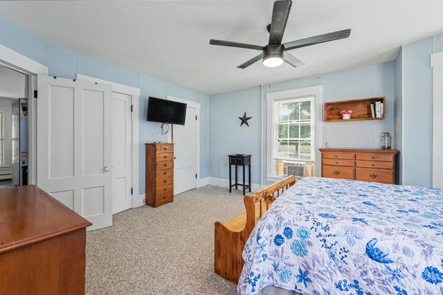 47 Oak Street, Milford, NH 03055
