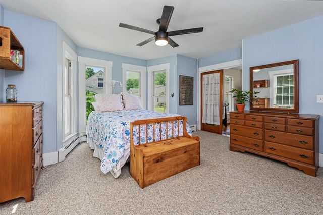 47 Oak Street, Milford, NH 03055