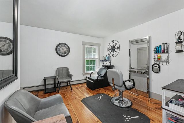 47 Oak Street, Milford, NH 03055