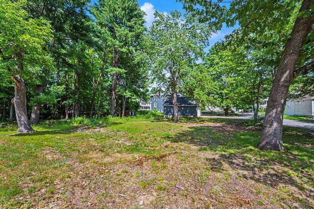 47 Oak Street, Milford, NH 03055