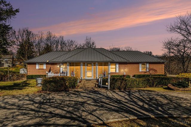 20902 Ridgecliff Court, Lawrenceburg, IN 47025