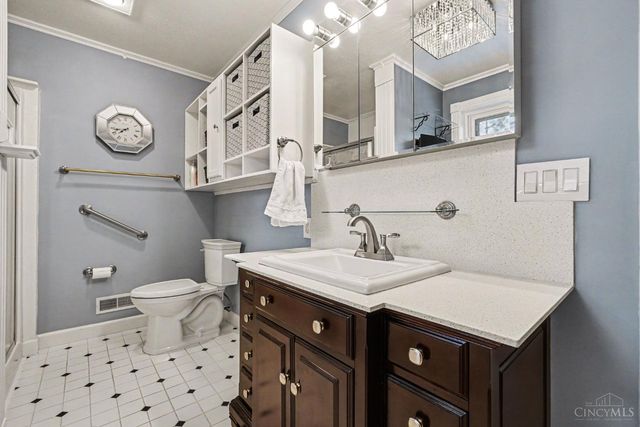 20902 Ridgecliff Court, Lawrenceburg, IN 47025