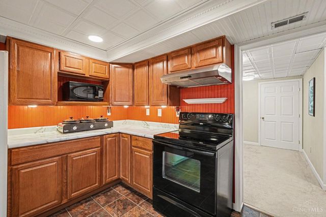 20902 Ridgecliff Court, Lawrenceburg, IN 47025