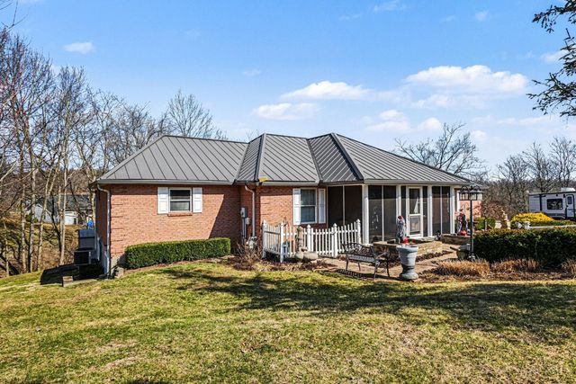 20902 Ridgecliff Court, Lawrenceburg, IN 47025