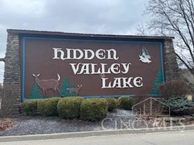 20902 Ridgecliff Court, Lawrenceburg, IN 47025