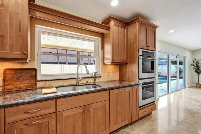 10220 NW 25th Street, Pembroke Pines, FL 33026