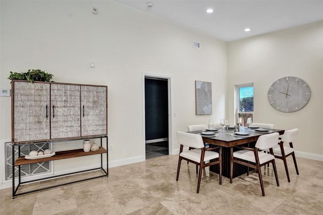 10220 NW 25th Street, Pembroke Pines, FL 33026