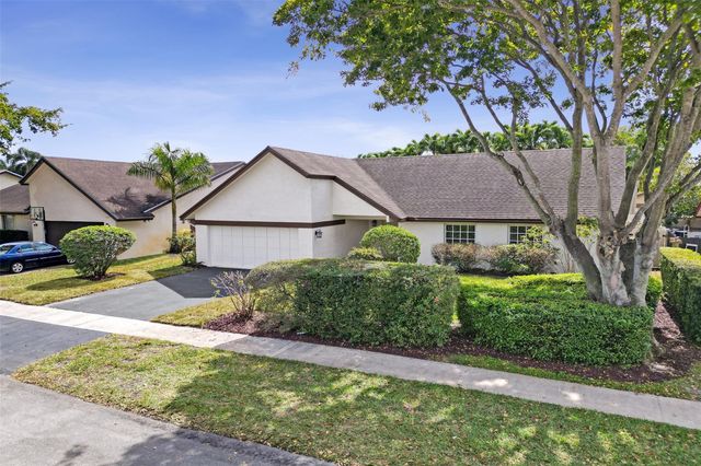 10220 NW 25th Street, Pembroke Pines, FL 33026