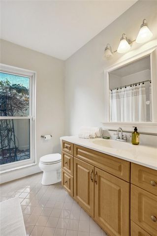 10220 NW 25th Street, Pembroke Pines, FL 33026