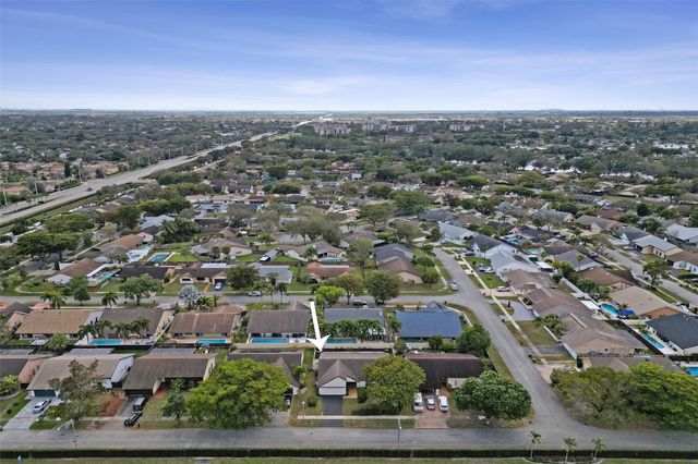 10220 NW 25th Street, Pembroke Pines, FL 33026