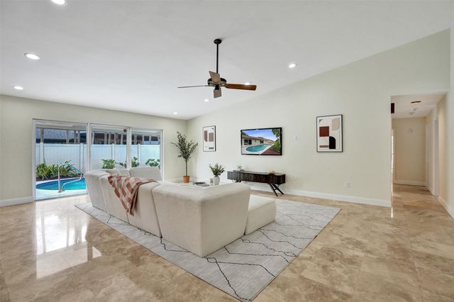 10220 NW 25th Street, Pembroke Pines, FL 33026