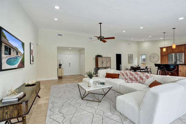 10220 NW 25th Street, Pembroke Pines, FL 33026