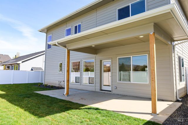 1038 E Fleetwood Ct, Boise, ID 83706