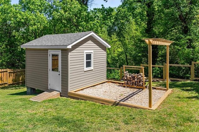 903 Norman Street, Reidsville, NC 27320