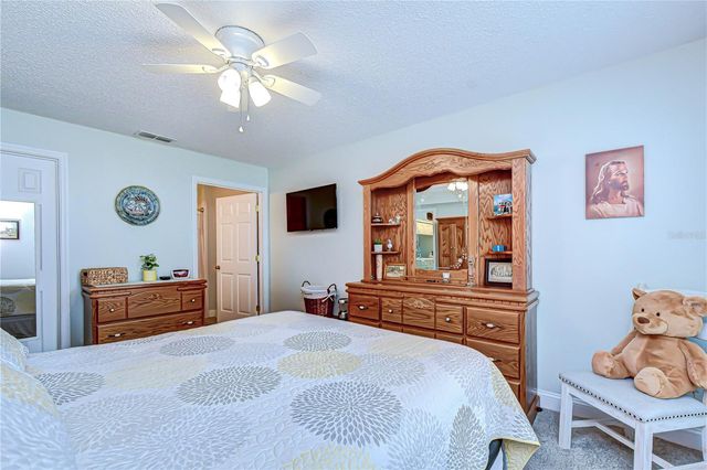 38237 EUCALYPTUS DRIVE, Zephyrhills, FL 33542