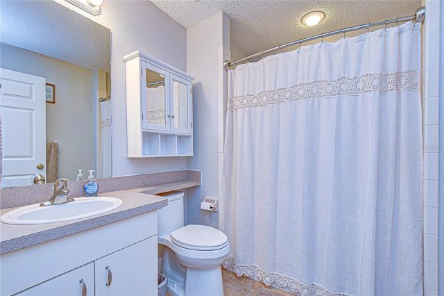 38237 EUCALYPTUS DRIVE, Zephyrhills, FL 33542