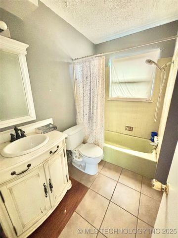 1006 NW 6th Street, Stigler, OK 74462