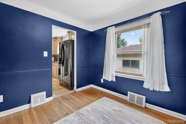 15006 Philomene Boulevard, Allen Park, MI 48101