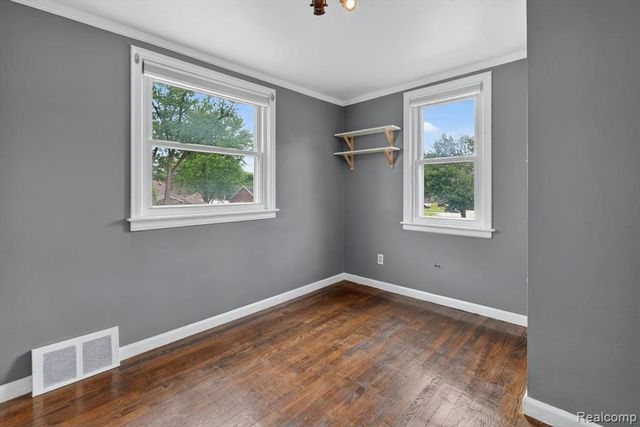 15006 Philomene Boulevard, Allen Park, MI 48101
