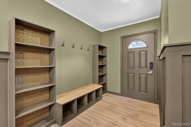 15006 Philomene Boulevard, Allen Park, MI 48101