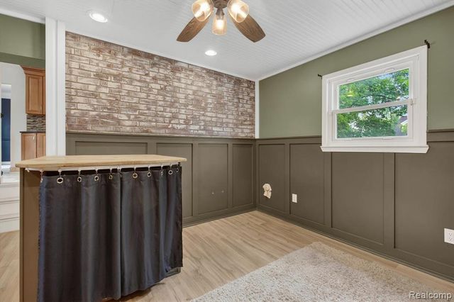 15006 Philomene Boulevard, Allen Park, MI 48101