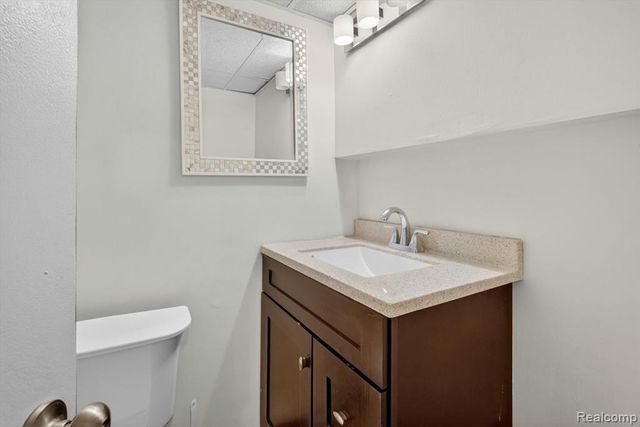 15006 Philomene Boulevard, Allen Park, MI 48101
