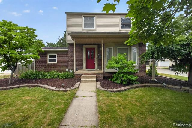 15006 Philomene Boulevard, Allen Park, MI 48101