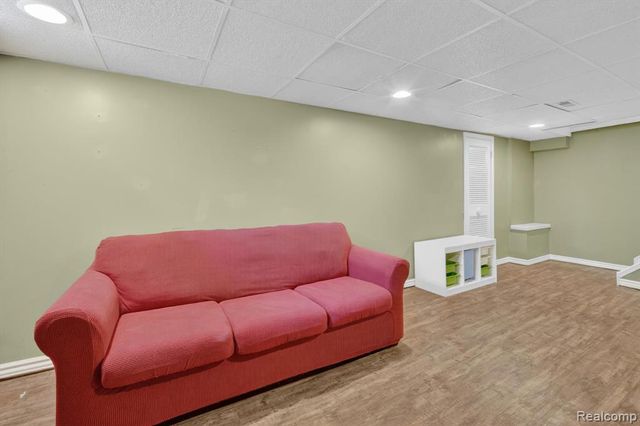 15006 Philomene Boulevard, Allen Park, MI 48101