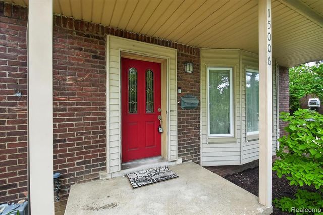 15006 Philomene Boulevard, Allen Park, MI 48101