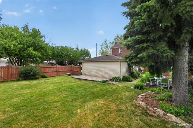 15006 Philomene Boulevard, Allen Park, MI 48101