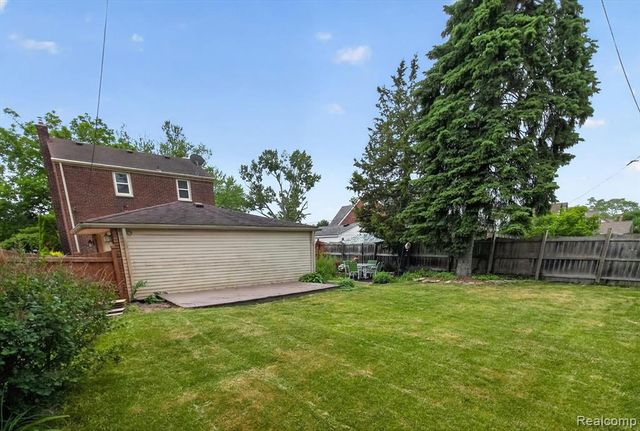 15006 Philomene Boulevard, Allen Park, MI 48101