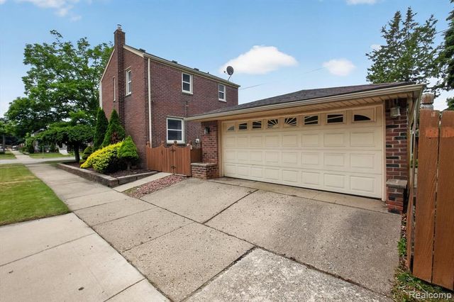 15006 Philomene Boulevard, Allen Park, MI 48101