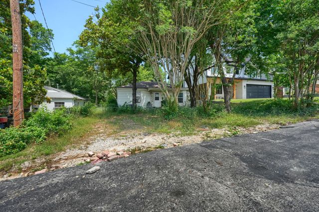 1805 Lucerne Street, Dallas, TX 75214