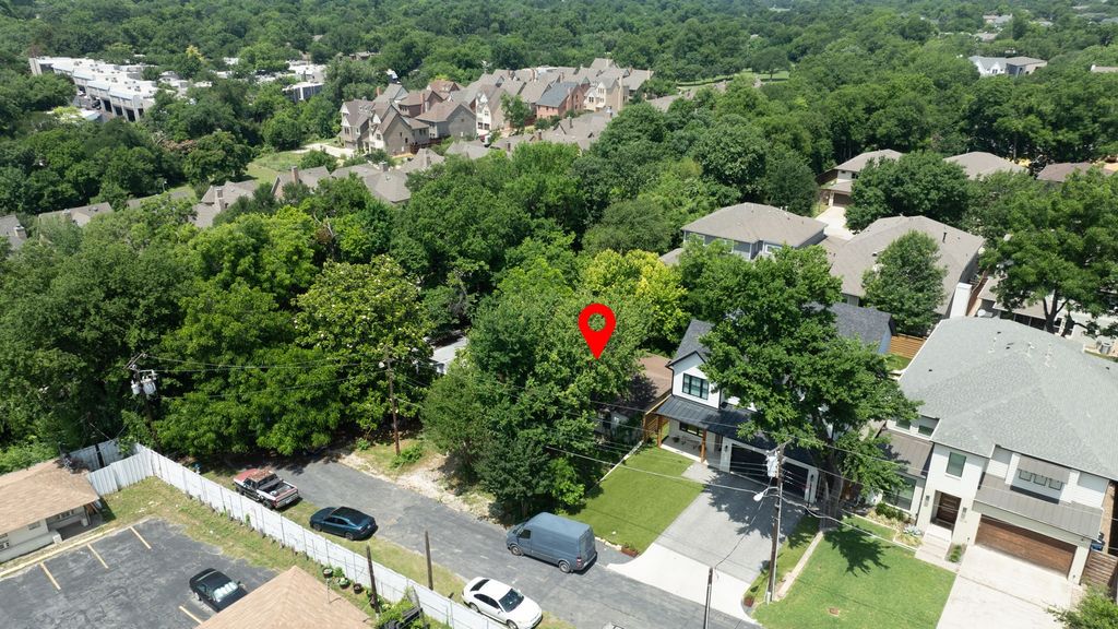 1805 Lucerne Street, Dallas, TX 75214