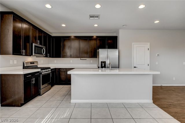 19 Moon Ranch Avenue, North Las Vegas, NV 89031