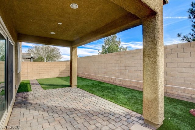 19 Moon Ranch Avenue, North Las Vegas, NV 89031