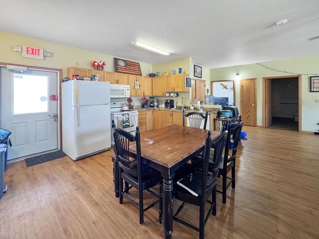 W7840 AIRPORT ROAD, Crivitz, WI 54114