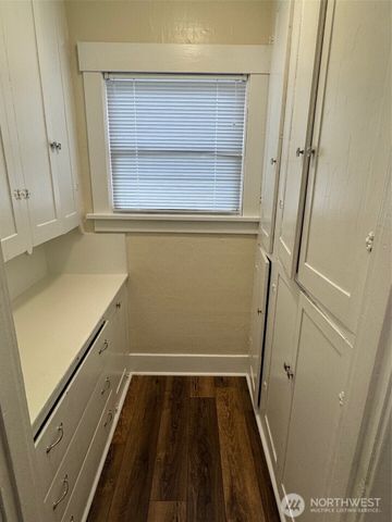 820 E 2nd Street, Port Angeles, WA 98362