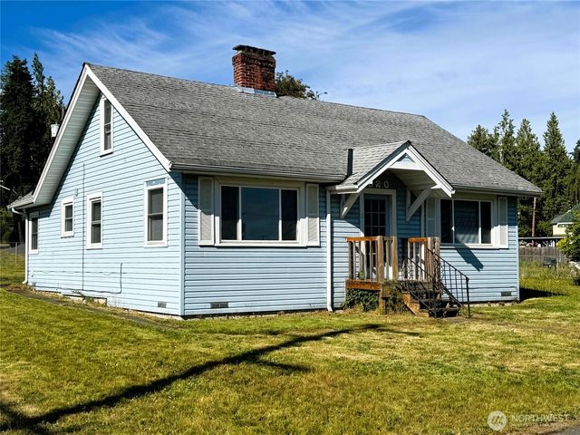 820 E 2nd Street, Port Angeles, WA 98362