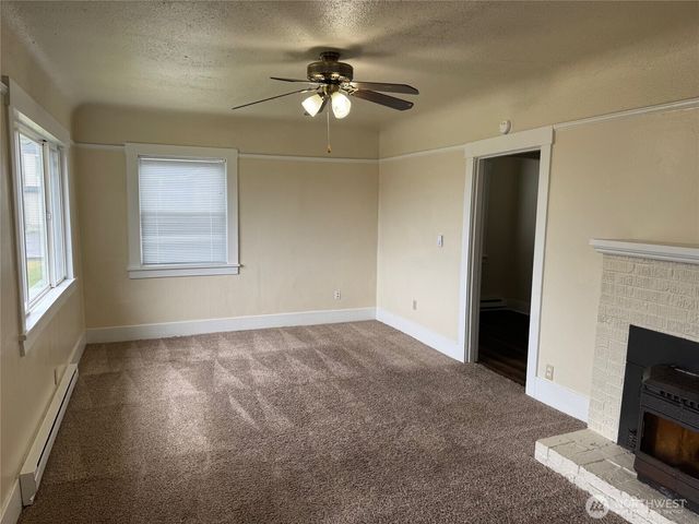 820 E 2nd Street, Port Angeles, WA 98362